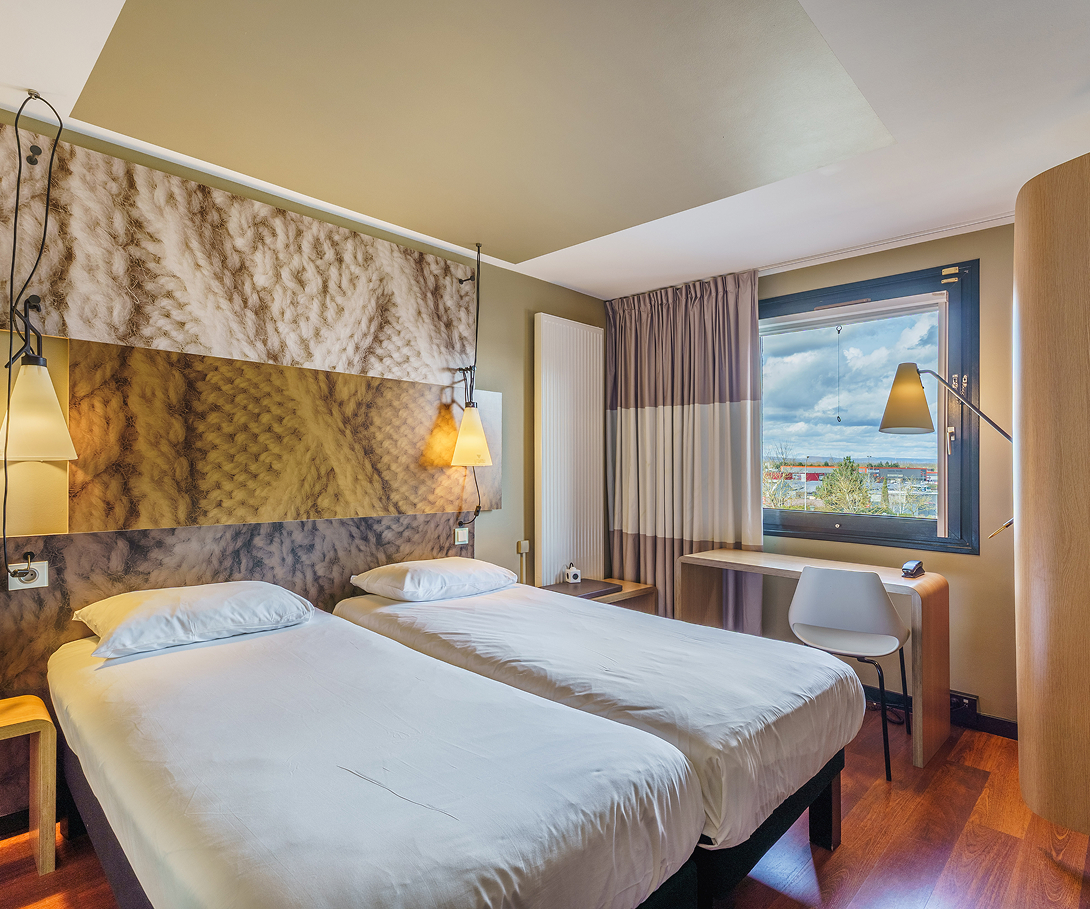 fond-header-les-hotels